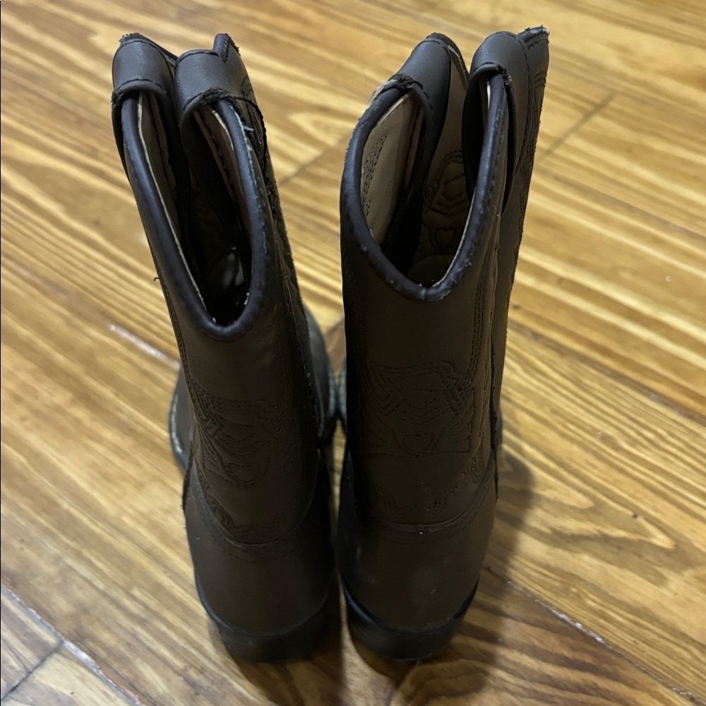 Durango Kids Size 11 Distressed Boot - Picture 3 of 5